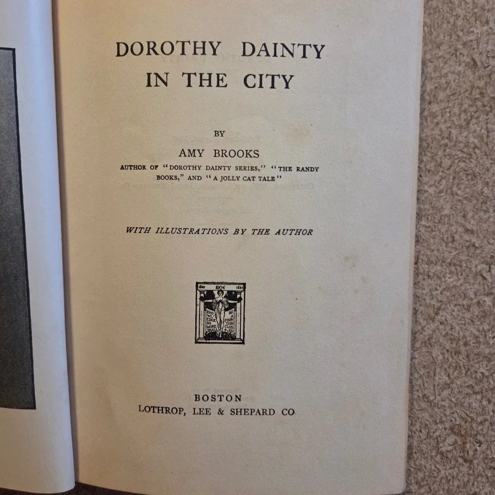 Amy Brooks Dorothy Dainty in the City Book 1906 Antique First Edition Grey Cloth
